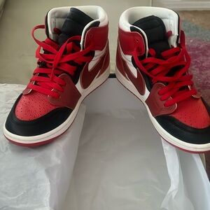 Women's Jordan Air Jordan 1 MM High - New - Size 8.5